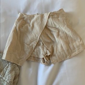Tan flow shorts